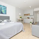 Metro Bielany With Parking By Renters Appartement