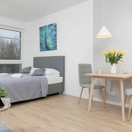Metro Bielany With Parking By Renters Apartment