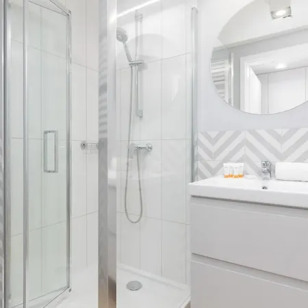 Metro Bielany With Parking By Renters