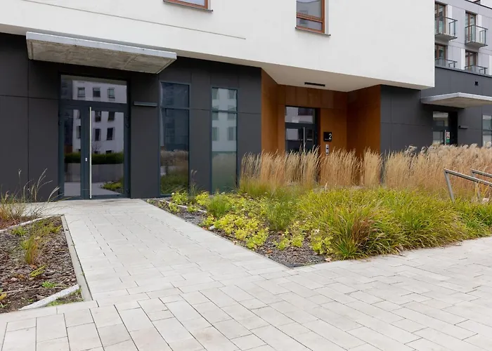 Metro Bielany With Parking By Renters وارسو