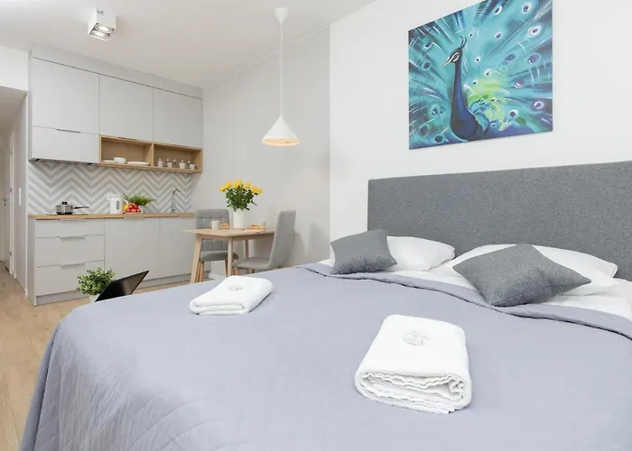 Metro Bielany With Parking By Renters *