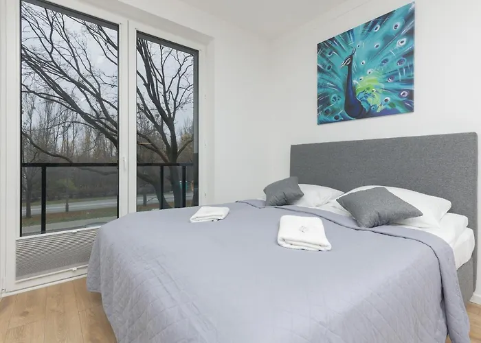 شقة Metro Bielany With Parking By Renters *