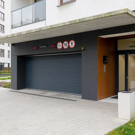 Metro Bielany With Parking By Renters 公寓 华沙