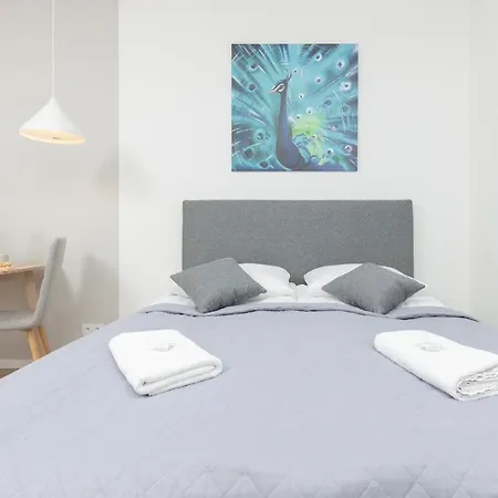 Metro Bielany With Parking By Renters Appartement *